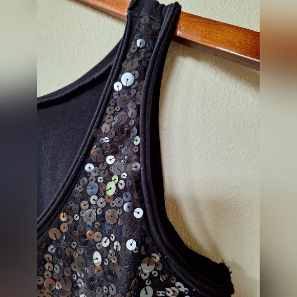 Garnet Hill Womens Black sequin Tank Top. Size XS - Picture 3 of 5